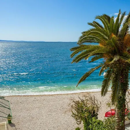 Golden Horizon Apartment Stanici